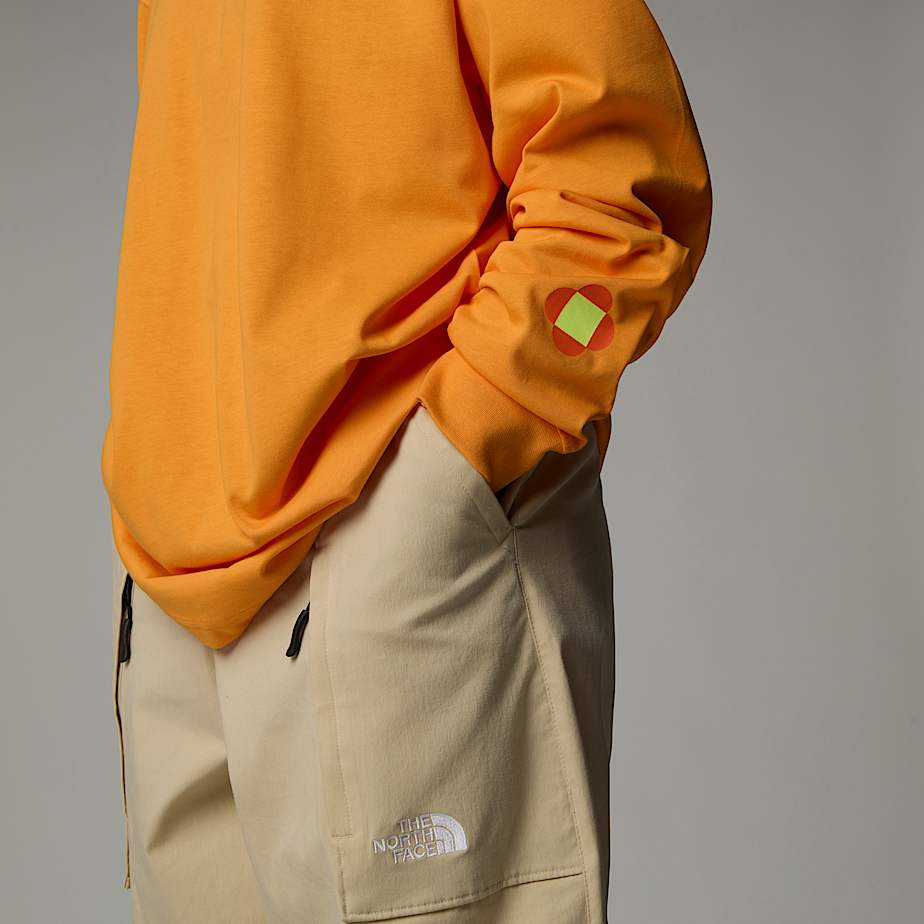 Camiseta The North Face X Yinka Ilori Graphic Long-Sleeve Hombre Albaricoque | NF0A08F0R